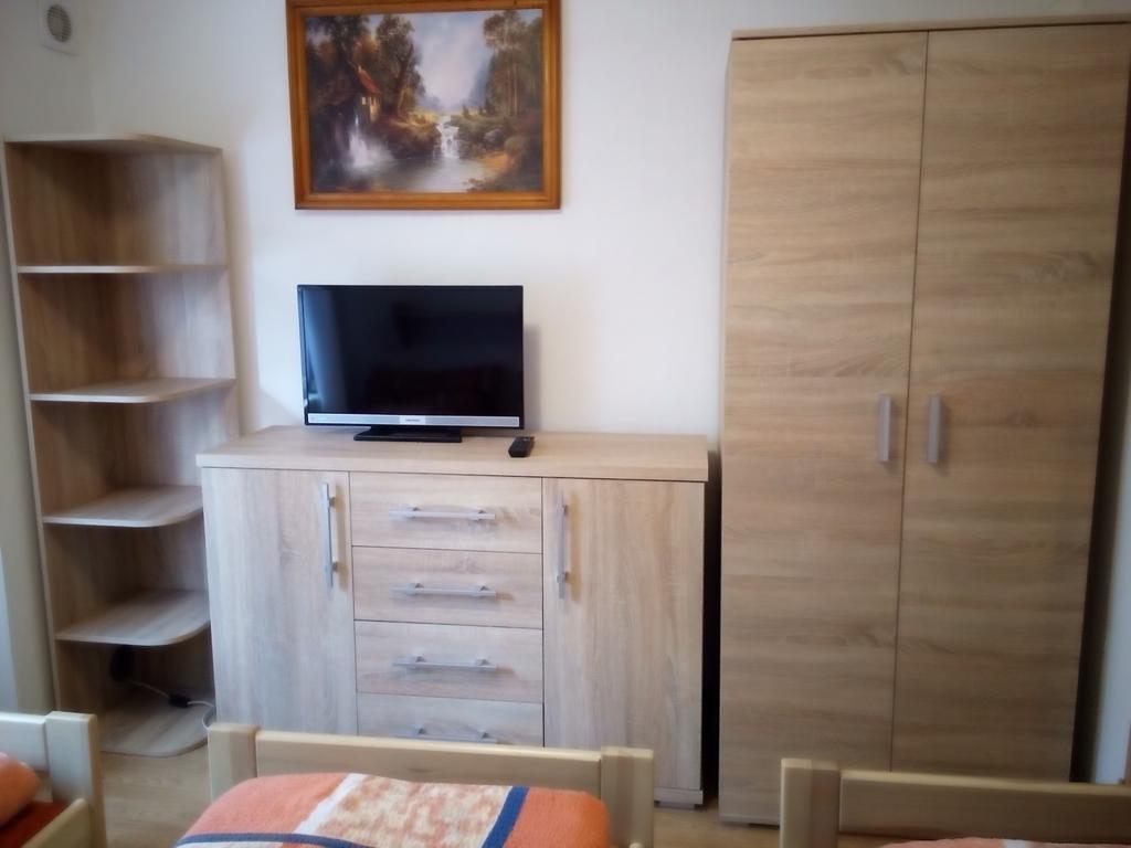 U Janecku Apartment Teplice nad Metuji Bagian luar foto